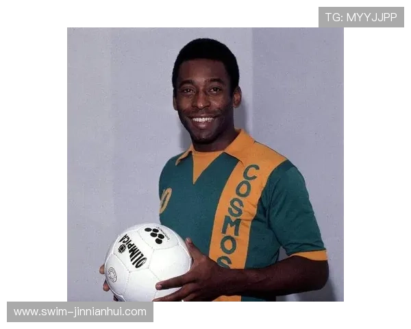 20世纪足球13号球星的传奇与荣耀：从贝利到齐达内的风采演绎