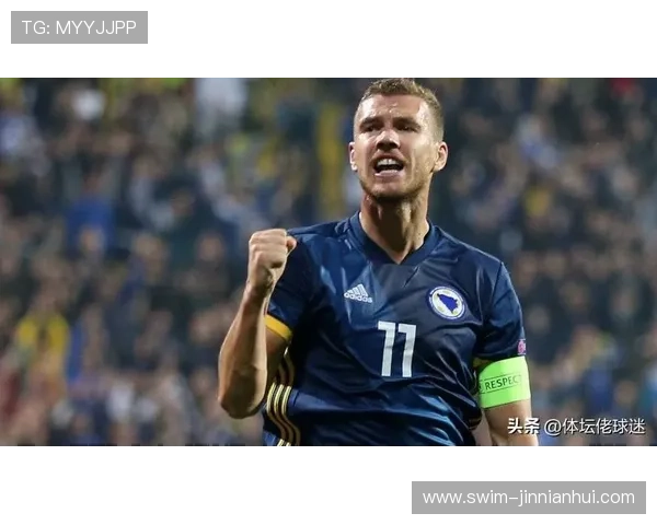 昔日足坛巨星重聚绿茵场共演经典对决 展现不老传奇风采